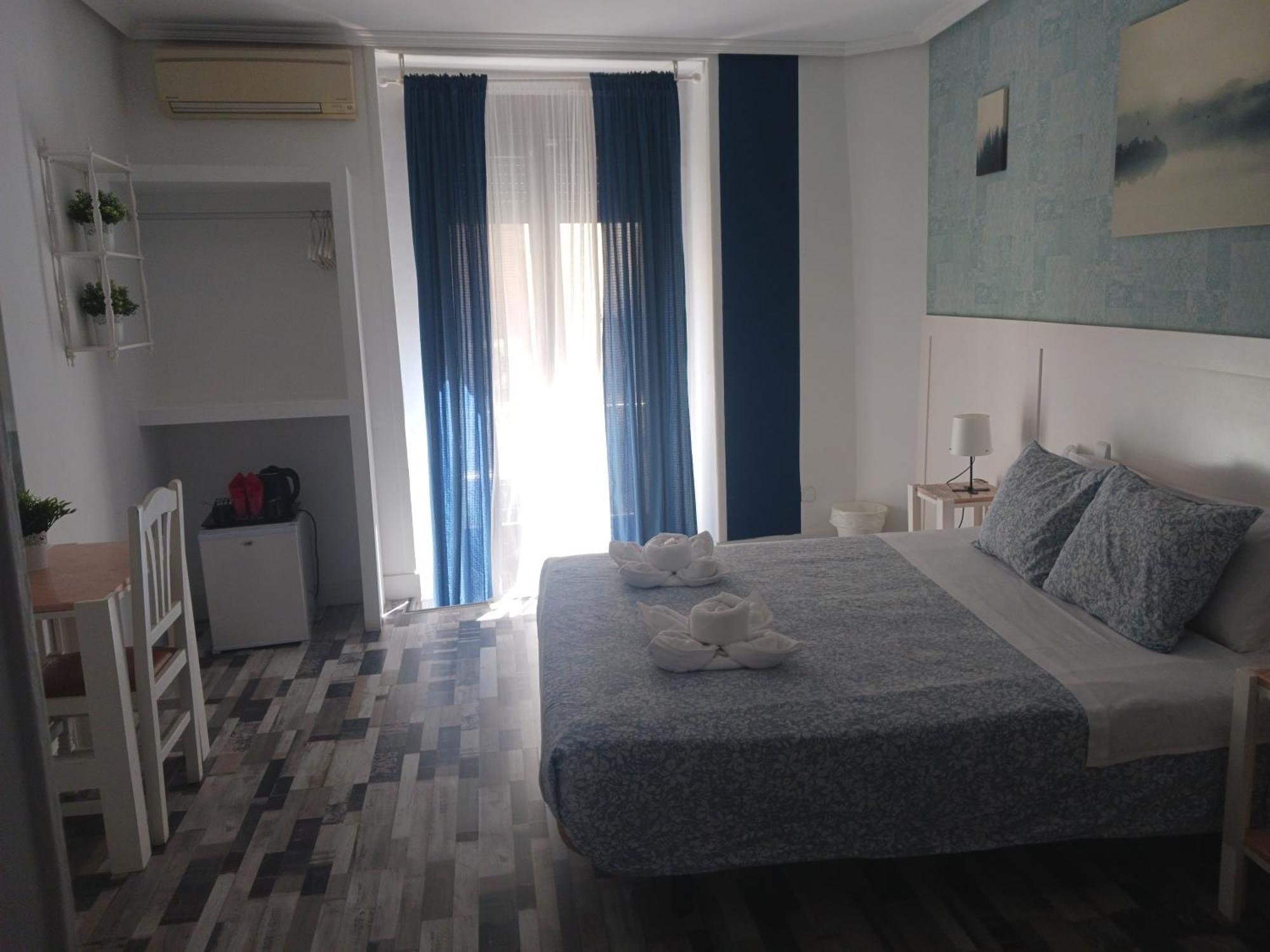 Fuencarral Adeco Hotel Madrid Kültér fotó