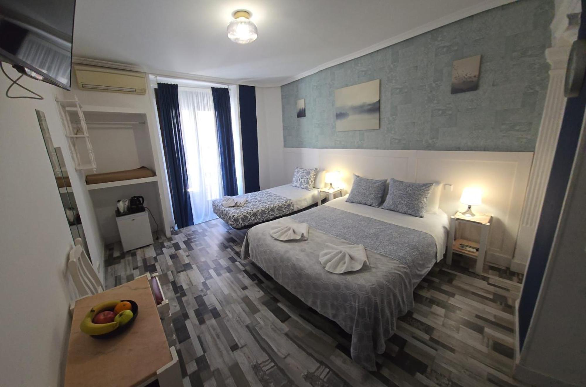 Fuencarral Adeco Hotel Madrid Kültér fotó