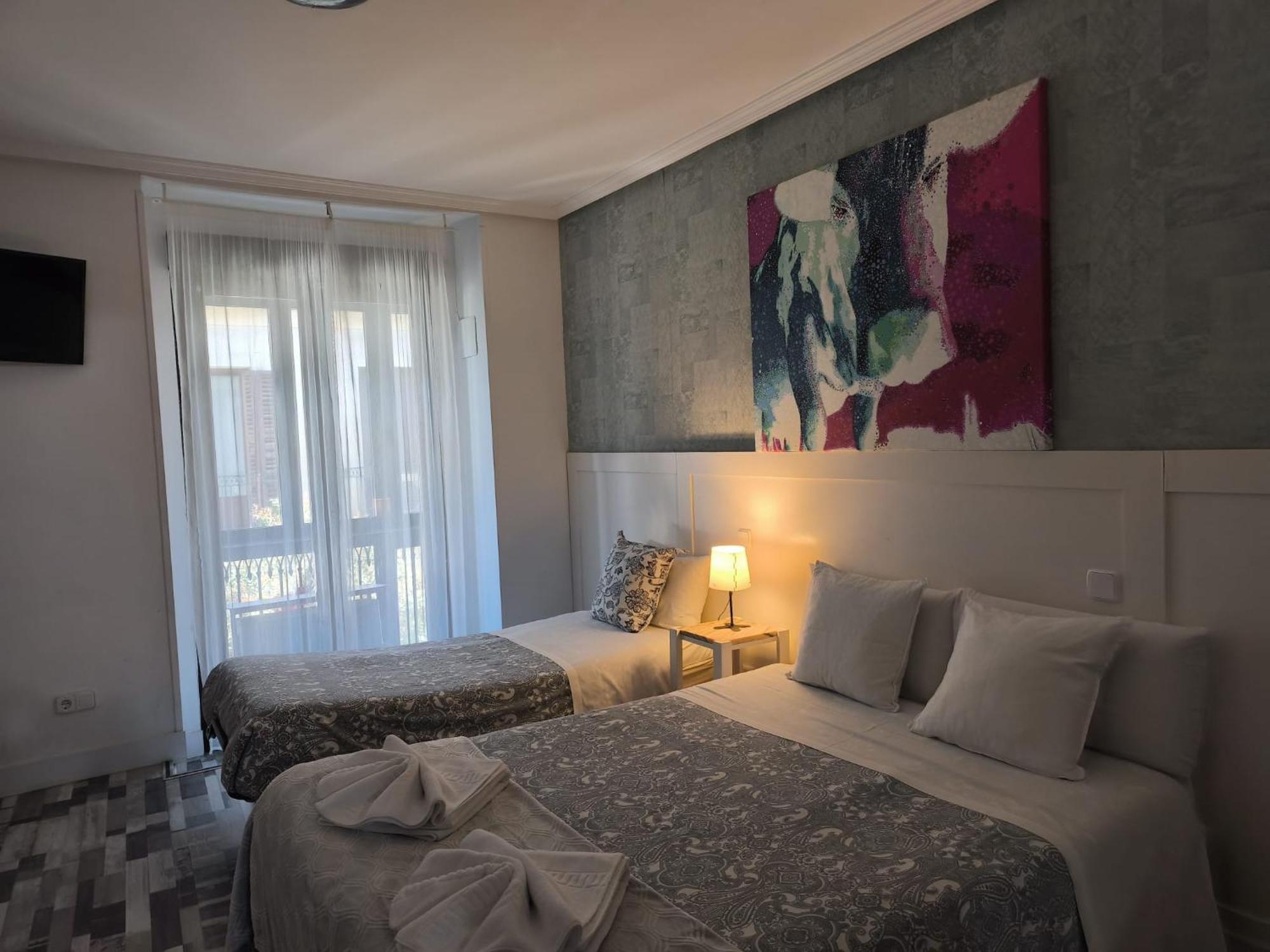 Fuencarral Adeco Hotel Madrid Kültér fotó